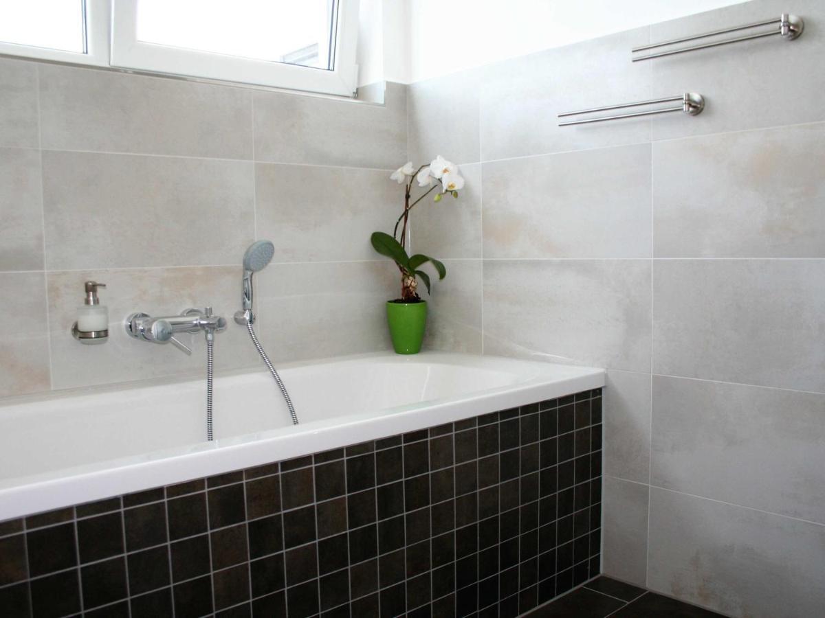 Ferienwohnung Penthaus Ilse Grossraeschen Esterno foto